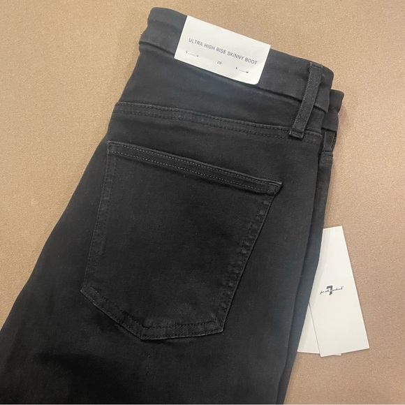 7 For All Mankind Women’s Ultra High Rise Skinny Boot No Filter Denim Sz 28 NWT - Picture 2 of 13